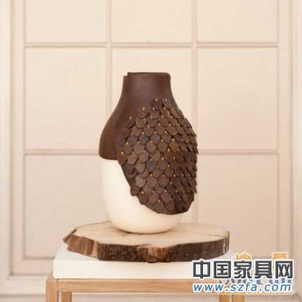 使用天然動物、植物聚合物制作的Botanica系列器皿