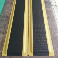 防疲勞地墊中間棉好壞區(qū)分，防靜電抗疲勞墊，無味防靜電桌墊